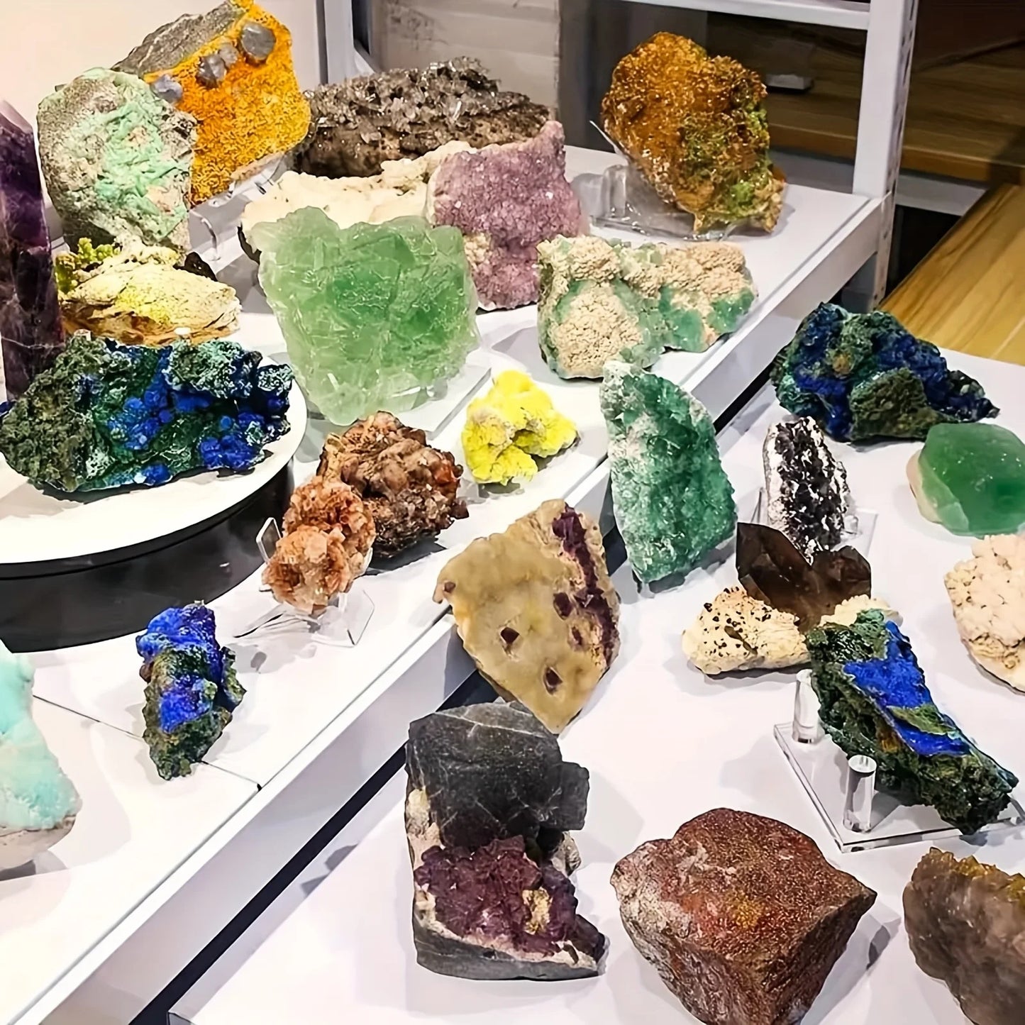 CrystalHola Crystal Gift Box Mixed Stones Home Decor